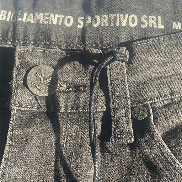 Jeans - Picture 12 of 14